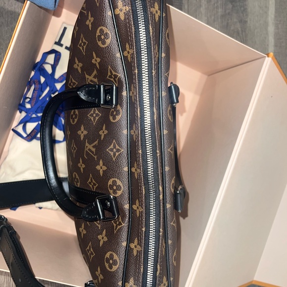 Louis Vuitton Monogram Macassar Porte-Documents Voyage PM Men’s Briefcase - Picture 7 of 8